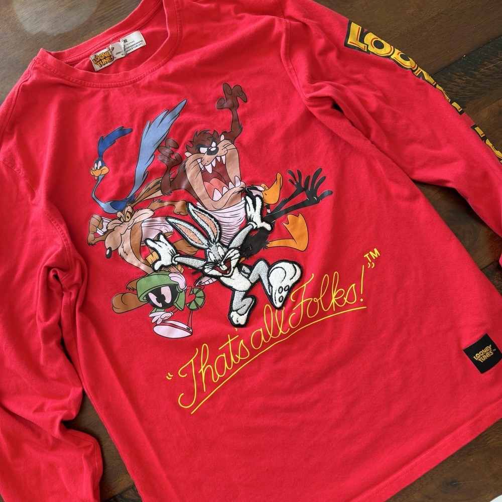 Looney Tunes Shirt Mens XL Red Thats All Folks Graphic Long Sleeve Cartoon Tee